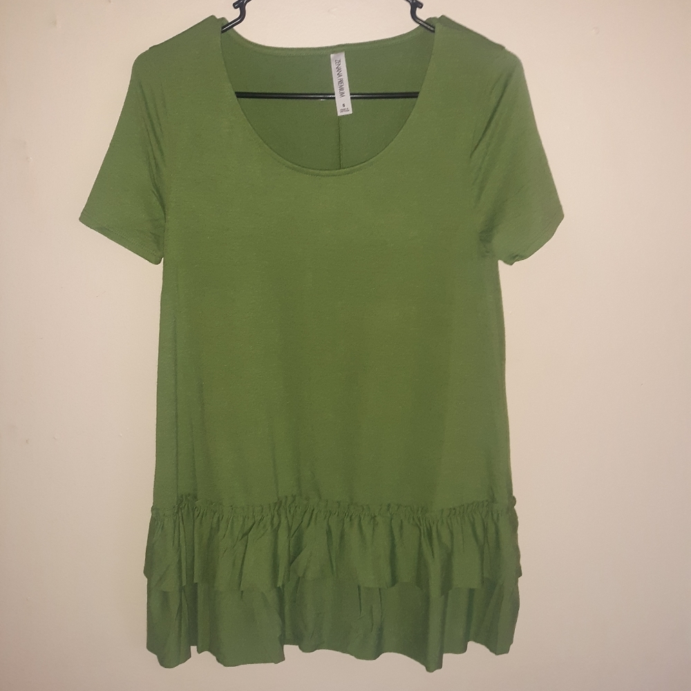 NWOT Green Boutique Top